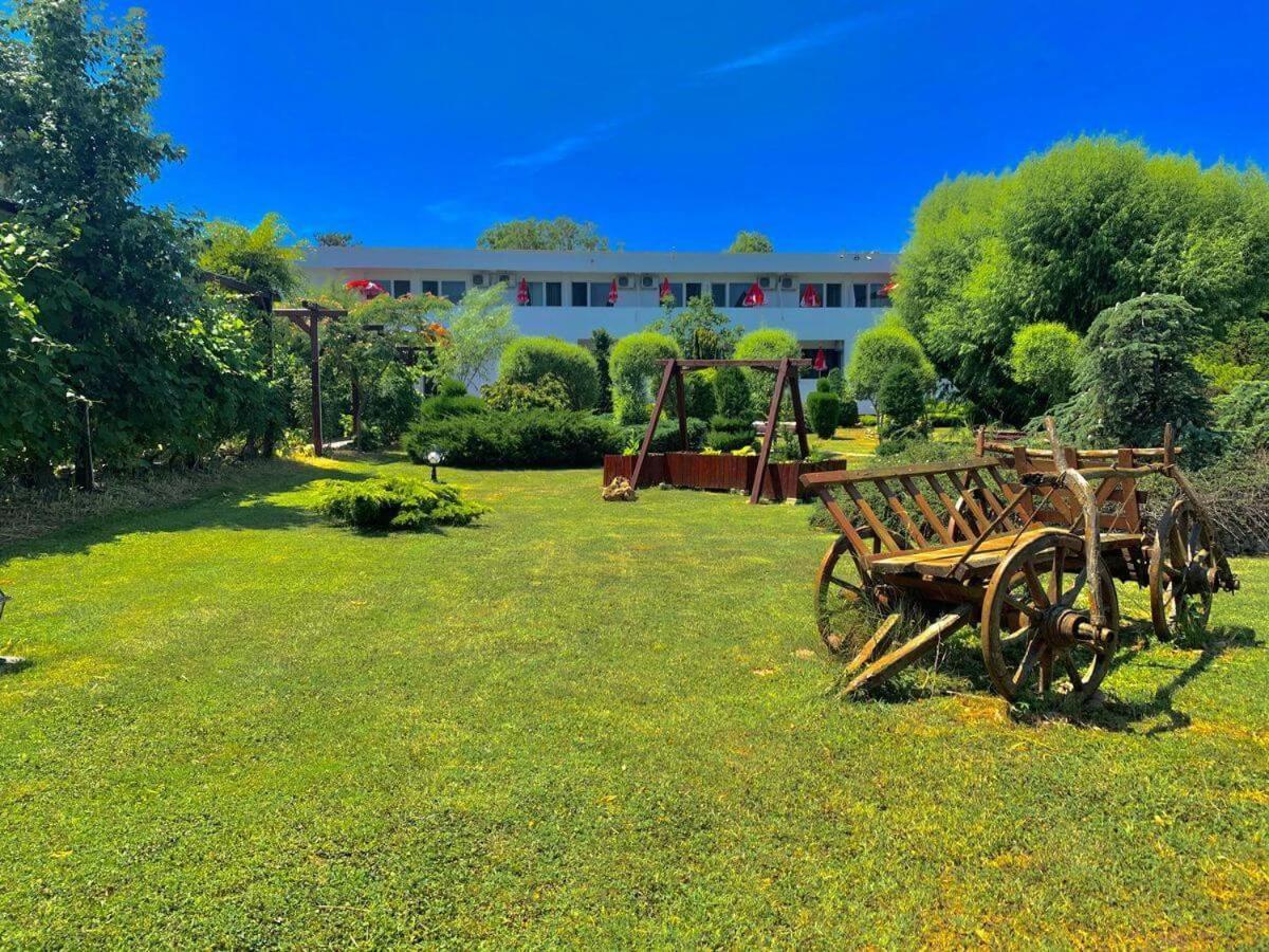 Complex Tismana 3* All Inclusive Jupiter Eksteriør bilde