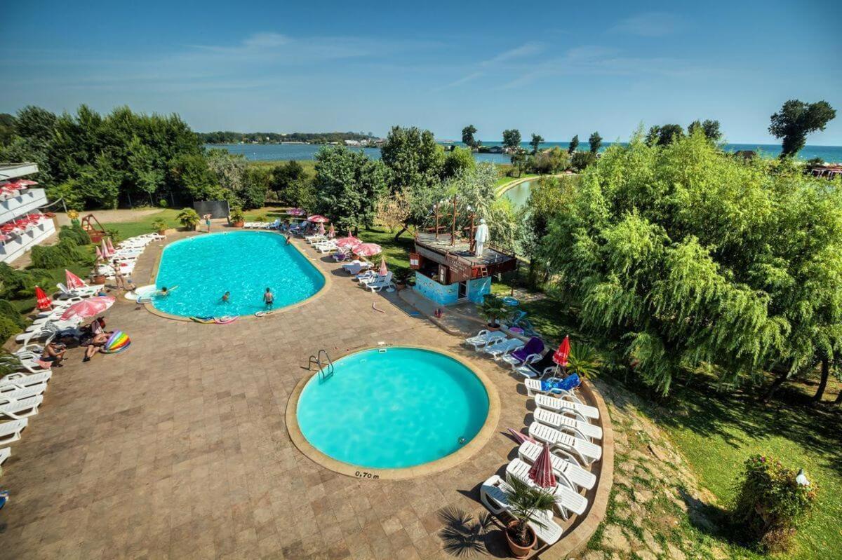 Complex Tismana 3* All Inclusive Jupiter Eksteriør bilde