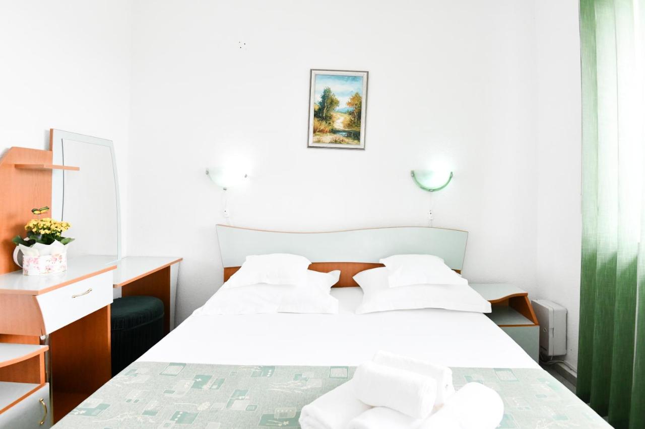 Complex Tismana 3* All Inclusive Jupiter Eksteriør bilde