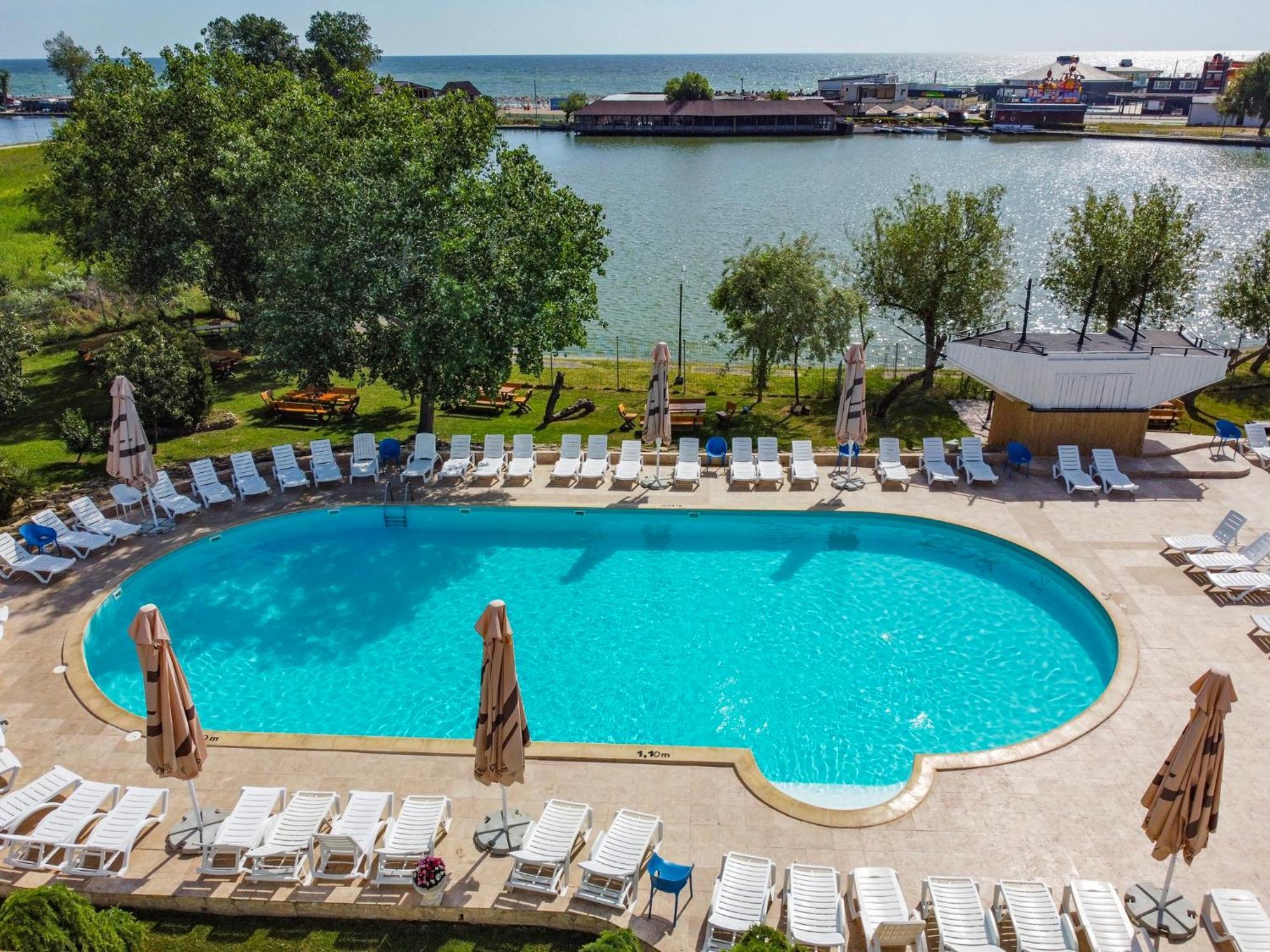 Complex Tismana 3* All Inclusive Jupiter Eksteriør bilde