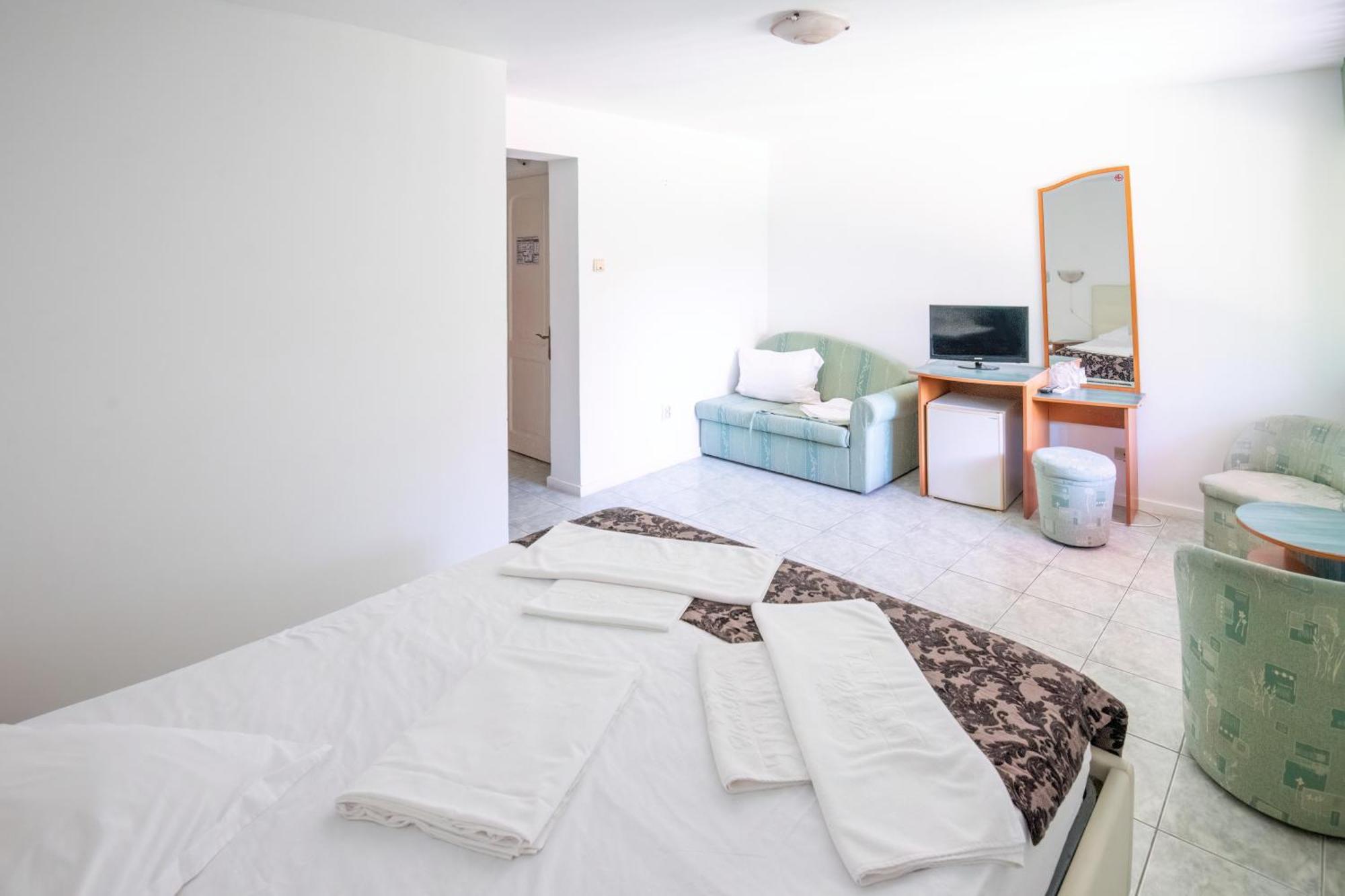 Complex Tismana 3* All Inclusive Jupiter Eksteriør bilde